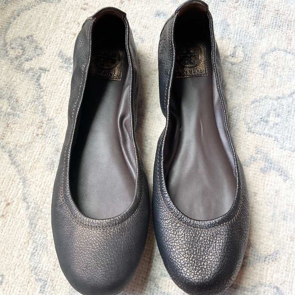 Tory Burch Ballet Flats GUC - RUNS SMALL